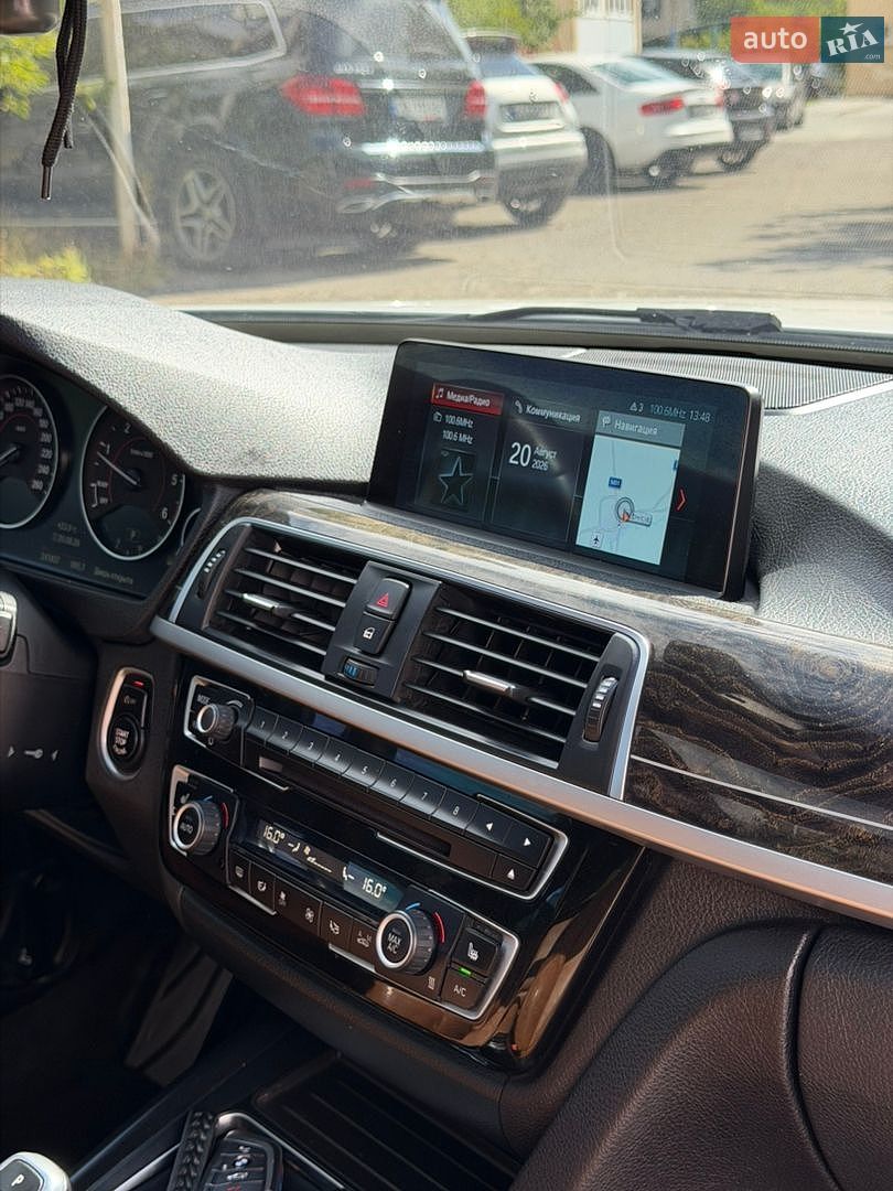 BMW 3 Series 2016 VIN WBA8J1C55HK711252 фото оголошення 46 з 76