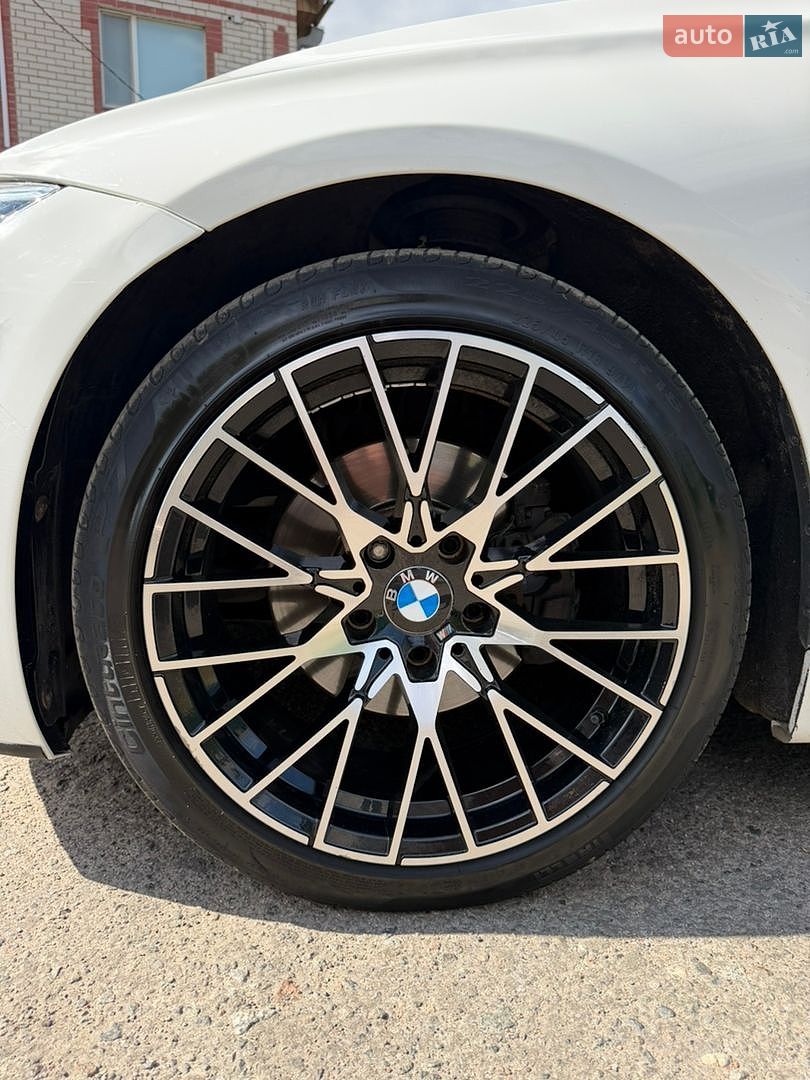 BMW 3 Series 2016 VIN WBA8J1C55HK711252 фото оголошення 54 з 76