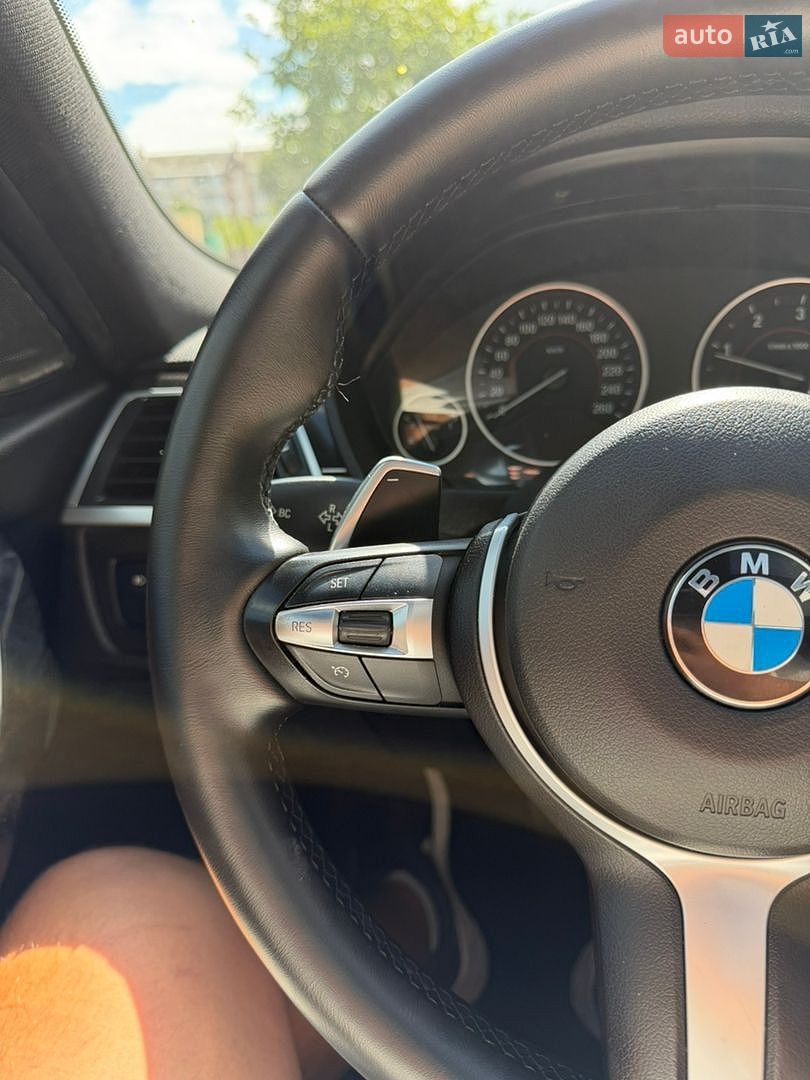 BMW 3 Series 2016 VIN WBA8J1C55HK711252 фото оголошення 58 з 76