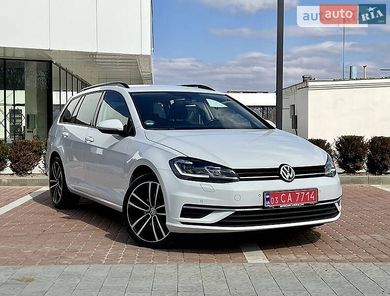Volkswagen Golf 2017 VIN WVWZZZAUZHP777189 фото оголошення 2 з 44