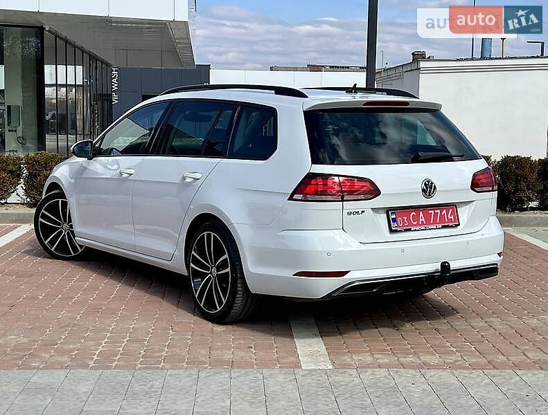 Volkswagen Golf 2017 VIN WVWZZZAUZHP777189 фото оголошення 16 з 44