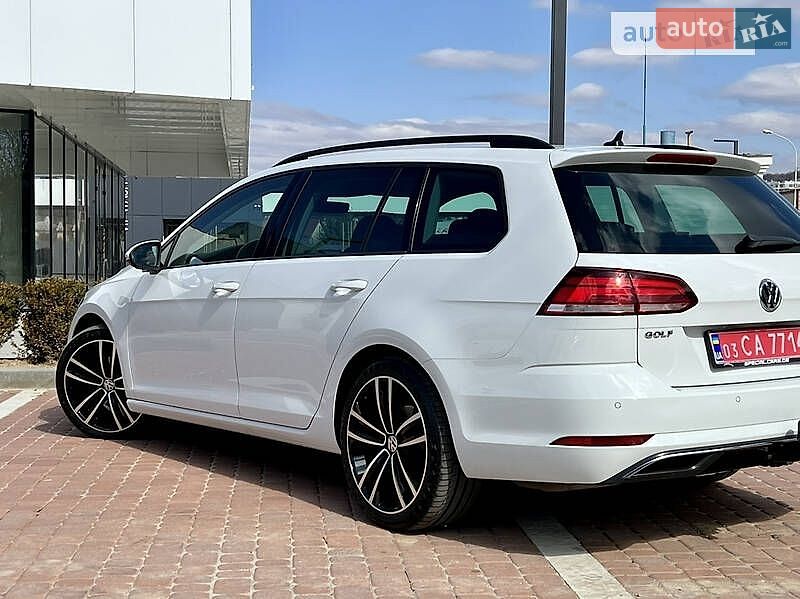 Volkswagen Golf 2017 VIN WVWZZZAUZHP777189 фото оголошення 17 з 44