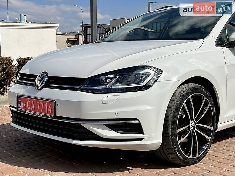 Volkswagen Golf 2017 VIN WVWZZZAUZHP777189 фото оголошення 18 з 44
