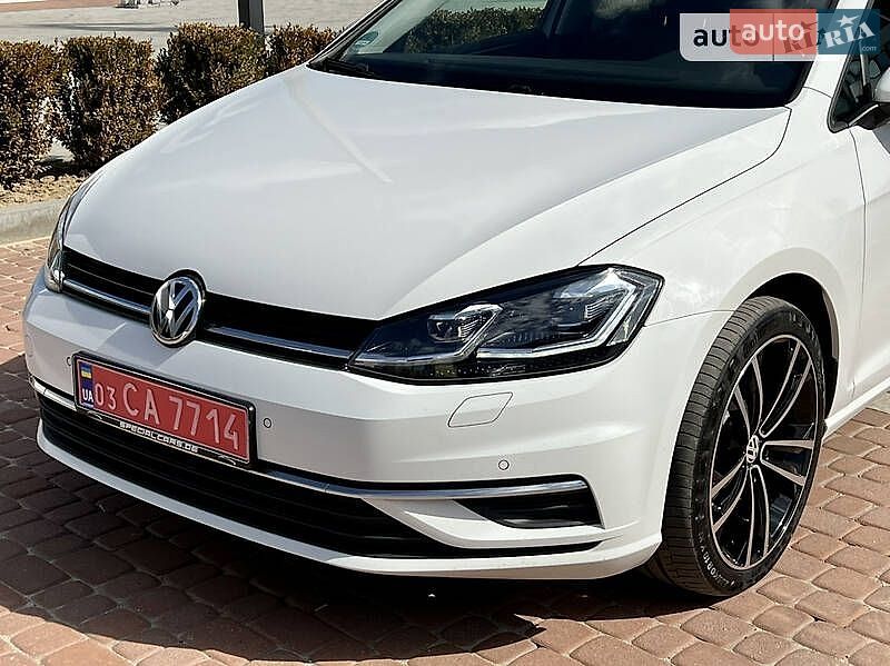 Volkswagen Golf 2017 VIN WVWZZZAUZHP777189 фото оголошення 19 з 44