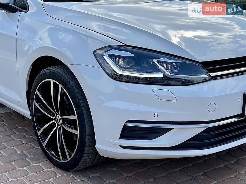 Volkswagen Golf 2017 VIN WVWZZZAUZHP777189 фото оголошення 22 з 44