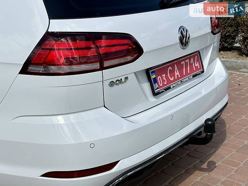 Volkswagen Golf 2017 VIN WVWZZZAUZHP777189 фото оголошення 24 з 44