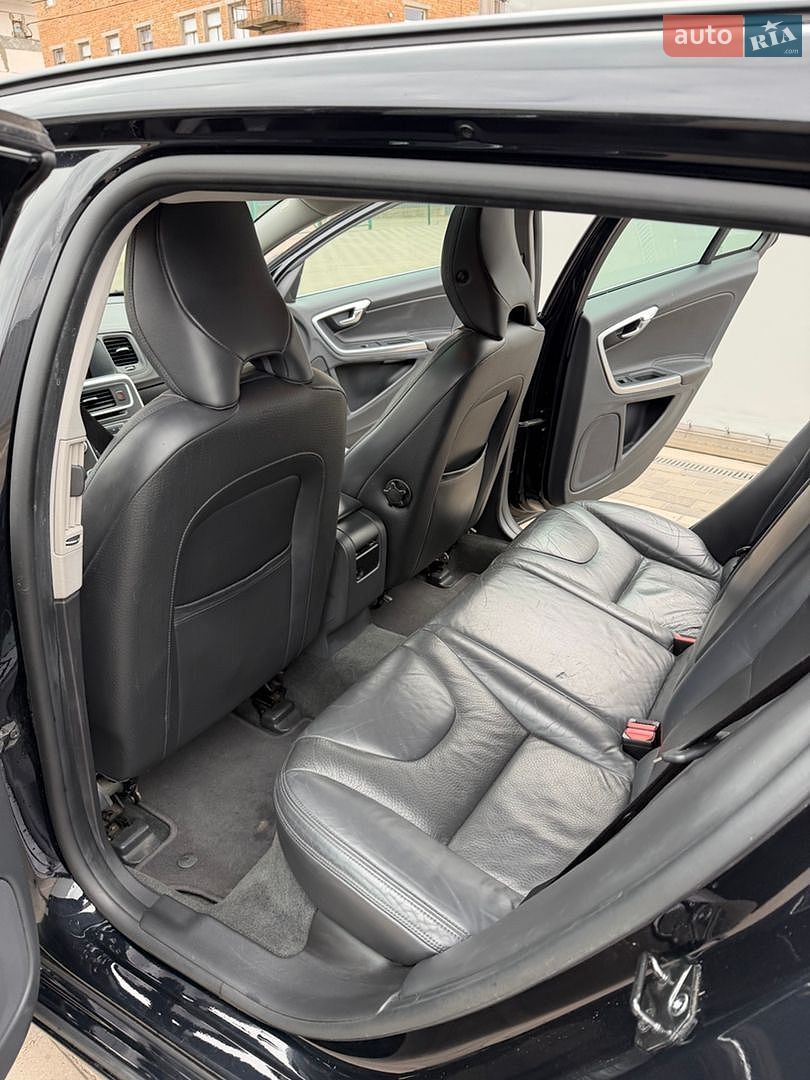 Volvo V60 2012 VIN YV1FW8256C1074245 фото оголошення 12 з 32