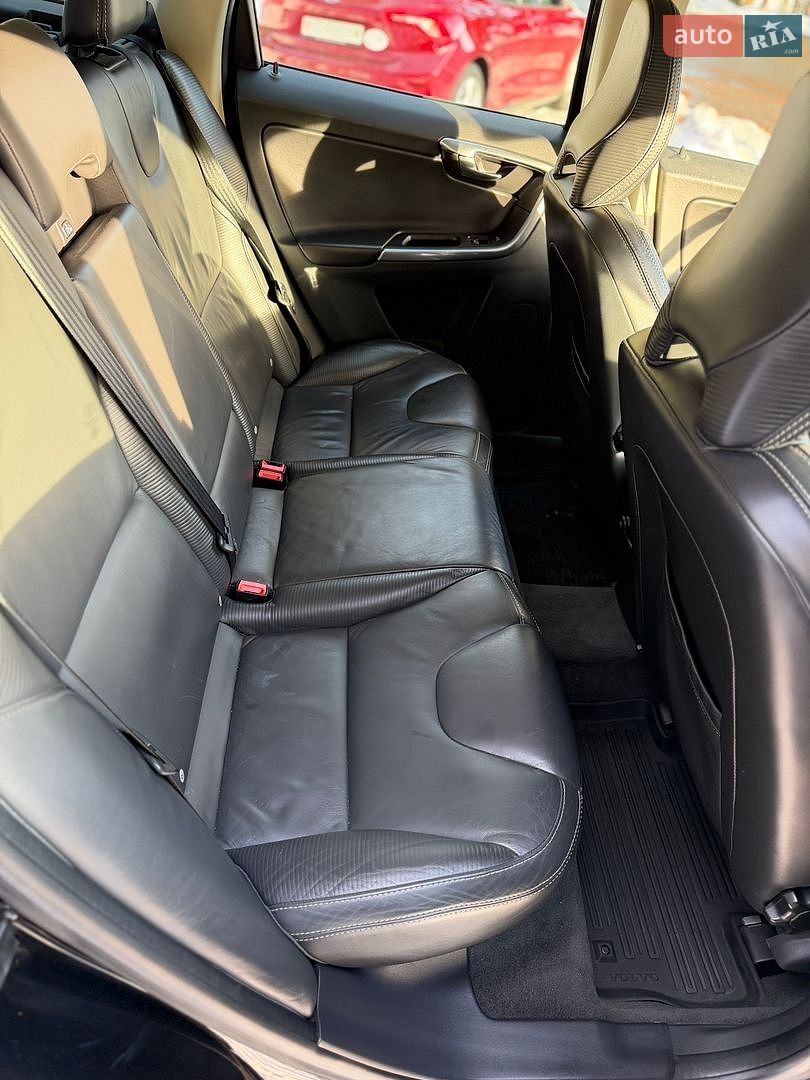 Volvo V60 2012 VIN YV1FW8256C1074245 фото оголошення 20 з 32