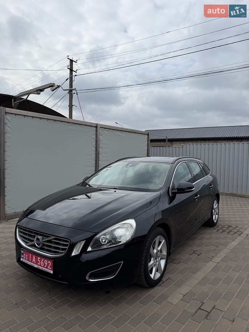 Volvo V60 2012 VIN YV1FW8256C1074245 фото оголошення 4 з 32
