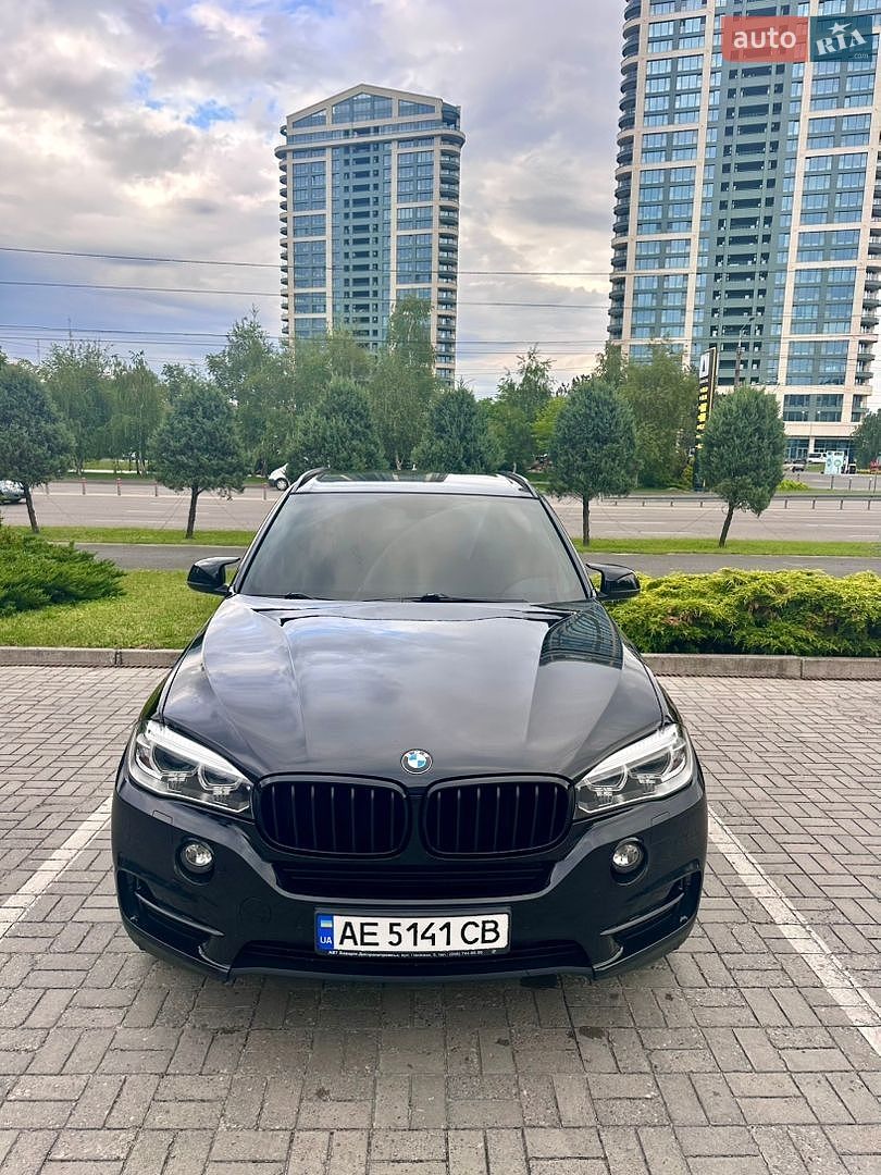 BMW X5 2015 VIN WBALS010500K98676 фото оголошення 2 з 26
