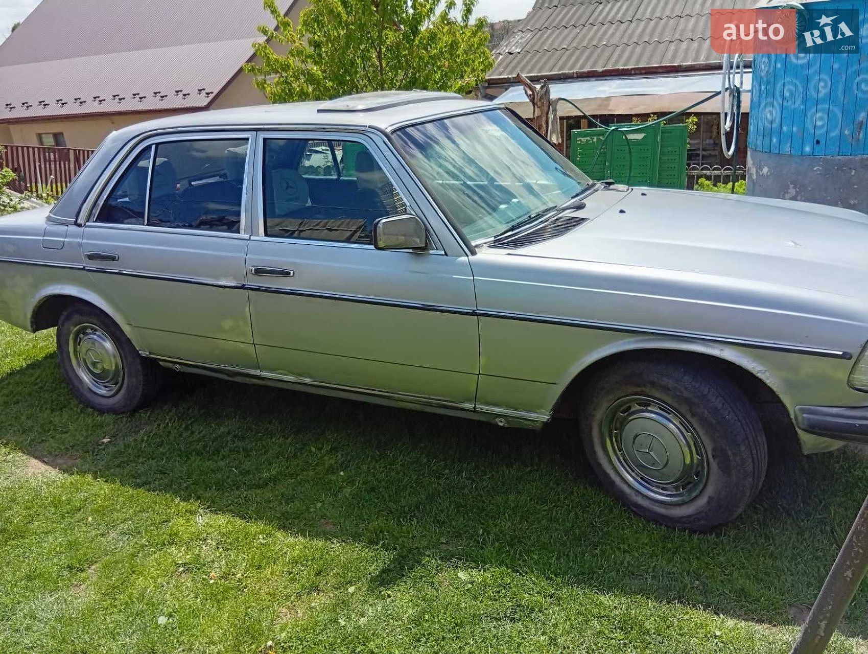 Mercedes-Benz E-Class 1984 VIN WDB12322010149322 фото оголошення 4 з 17