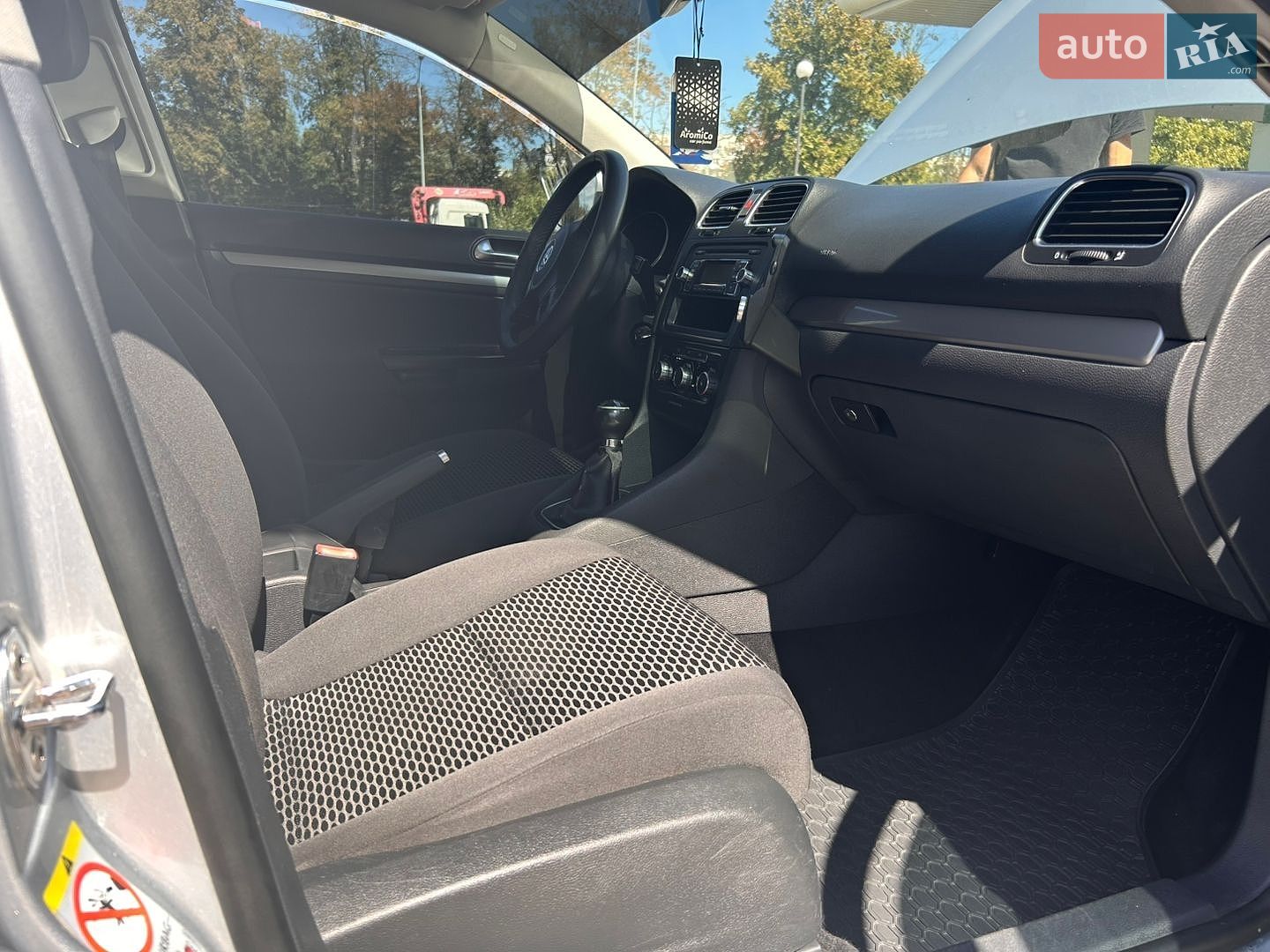 Volkswagen Golf 2010 VIN WVWZZZ1KZAM702204 фото оголошення 26 з 32