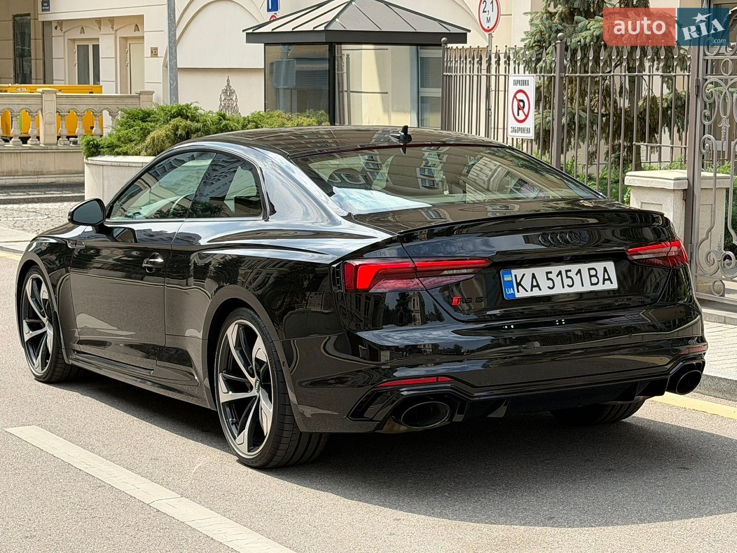 Audi RS5 2018 VIN WUAPWAF52KA901134 фото оголошення 8 з 54
