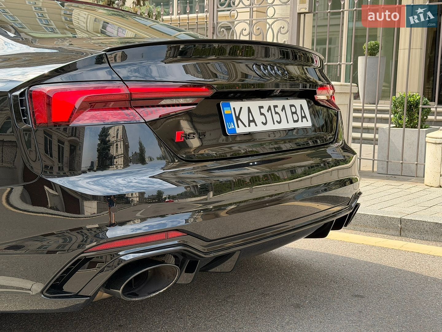 Audi RS5 2018 VIN WUAPWAF52KA901134 фото оголошення 12 з 54