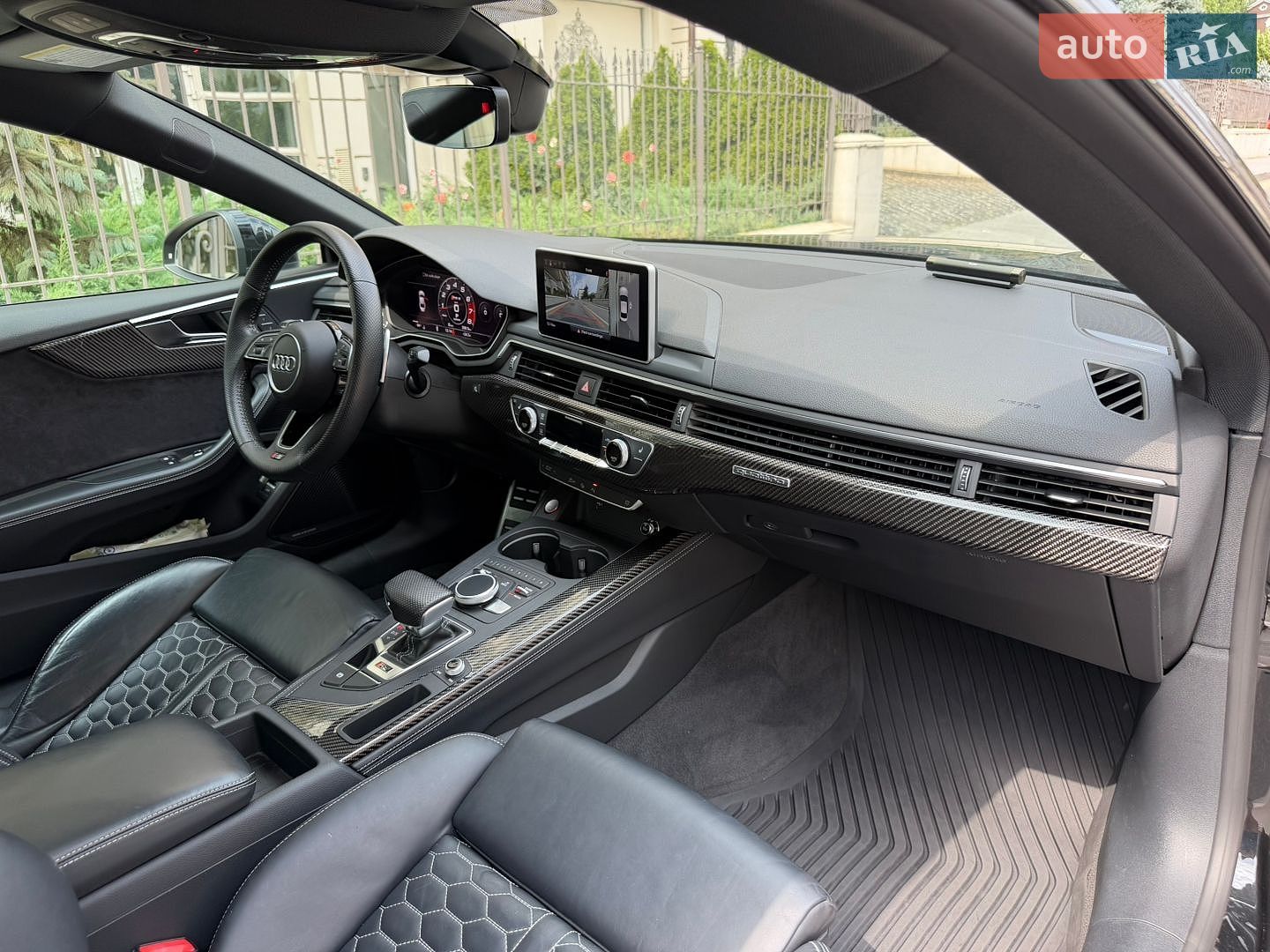 Audi RS5 2018 VIN WUAPWAF52KA901134 фото оголошення 26 з 54