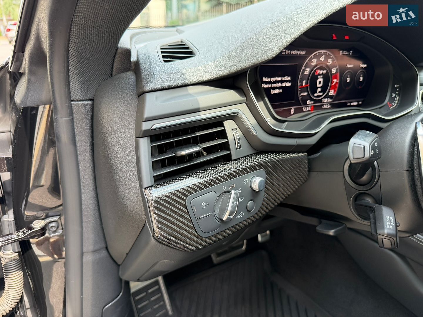 Audi RS5 2018 VIN WUAPWAF52KA901134 фото оголошення 36 з 54