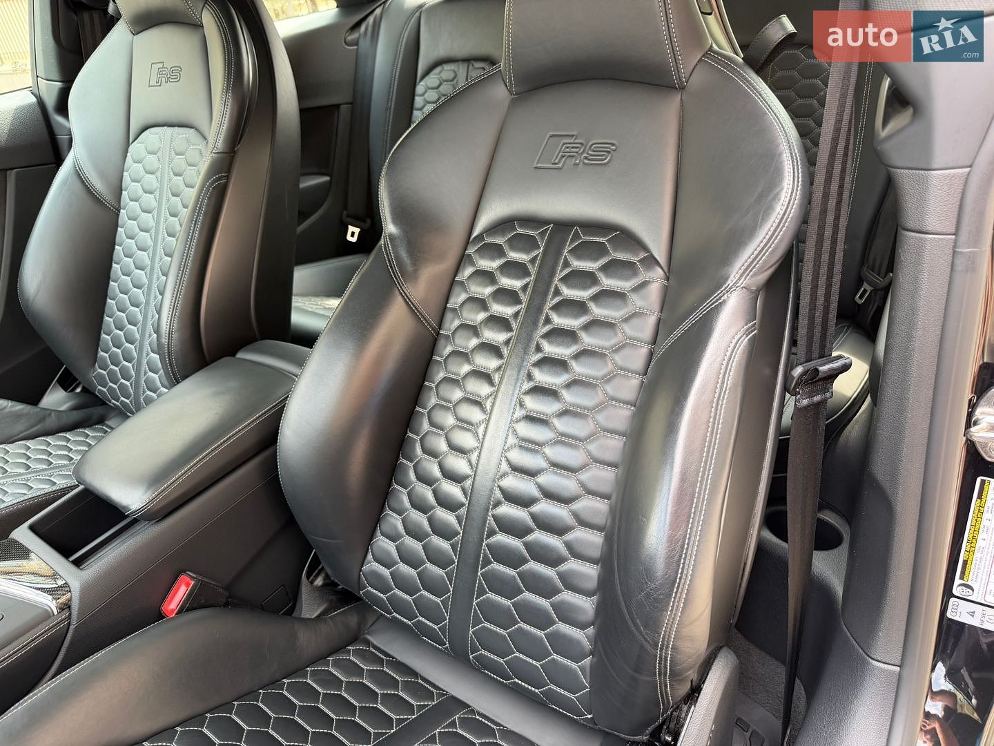 Audi RS5 2018 VIN WUAPWAF52KA901134 фото оголошення 35 з 54