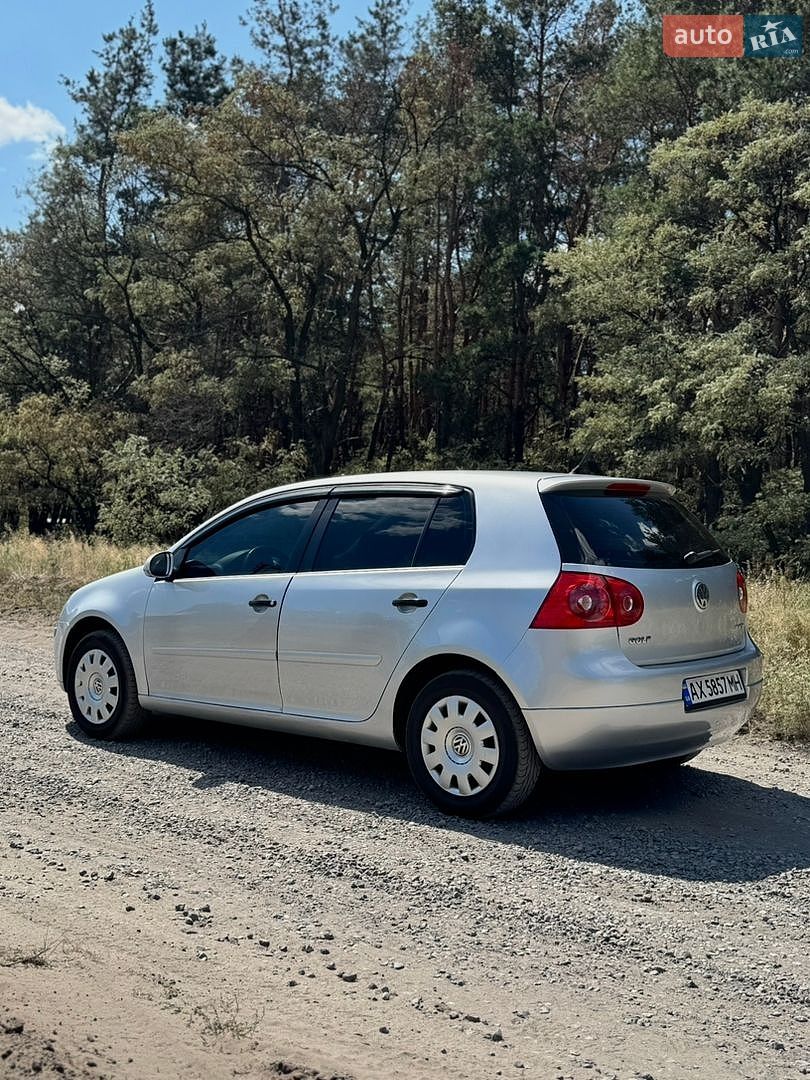 Volkswagen Golf 2005 VIN WVWZZZ1KZ6W072128 фото оголошення 3 з 9