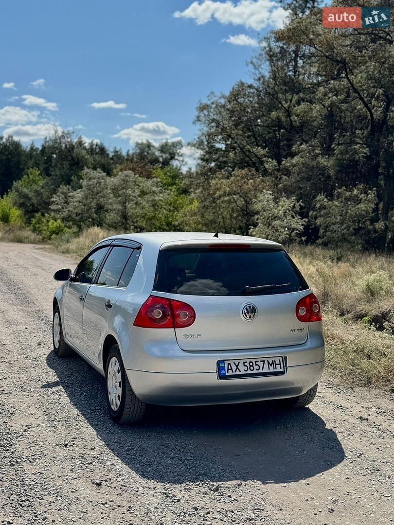 Volkswagen Golf 2005 VIN WVWZZZ1KZ6W072128 фото оголошення 4 з 9