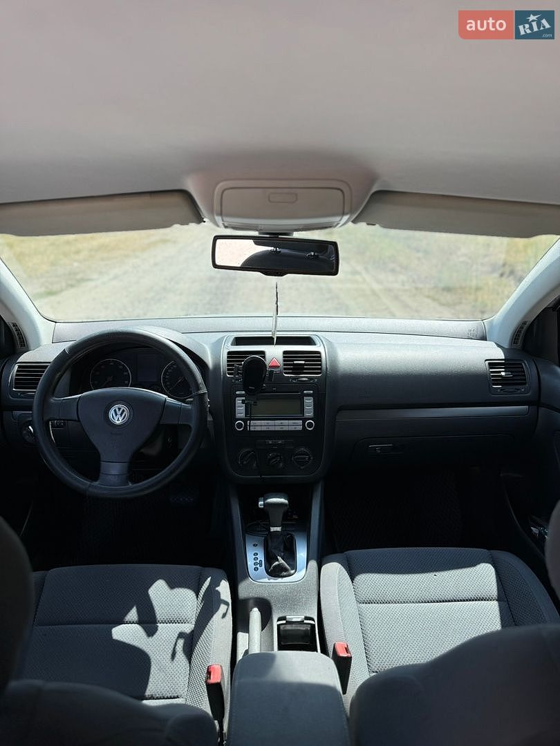 Volkswagen Golf 2005 VIN WVWZZZ1KZ6W072128 фото оголошення 7 з 9