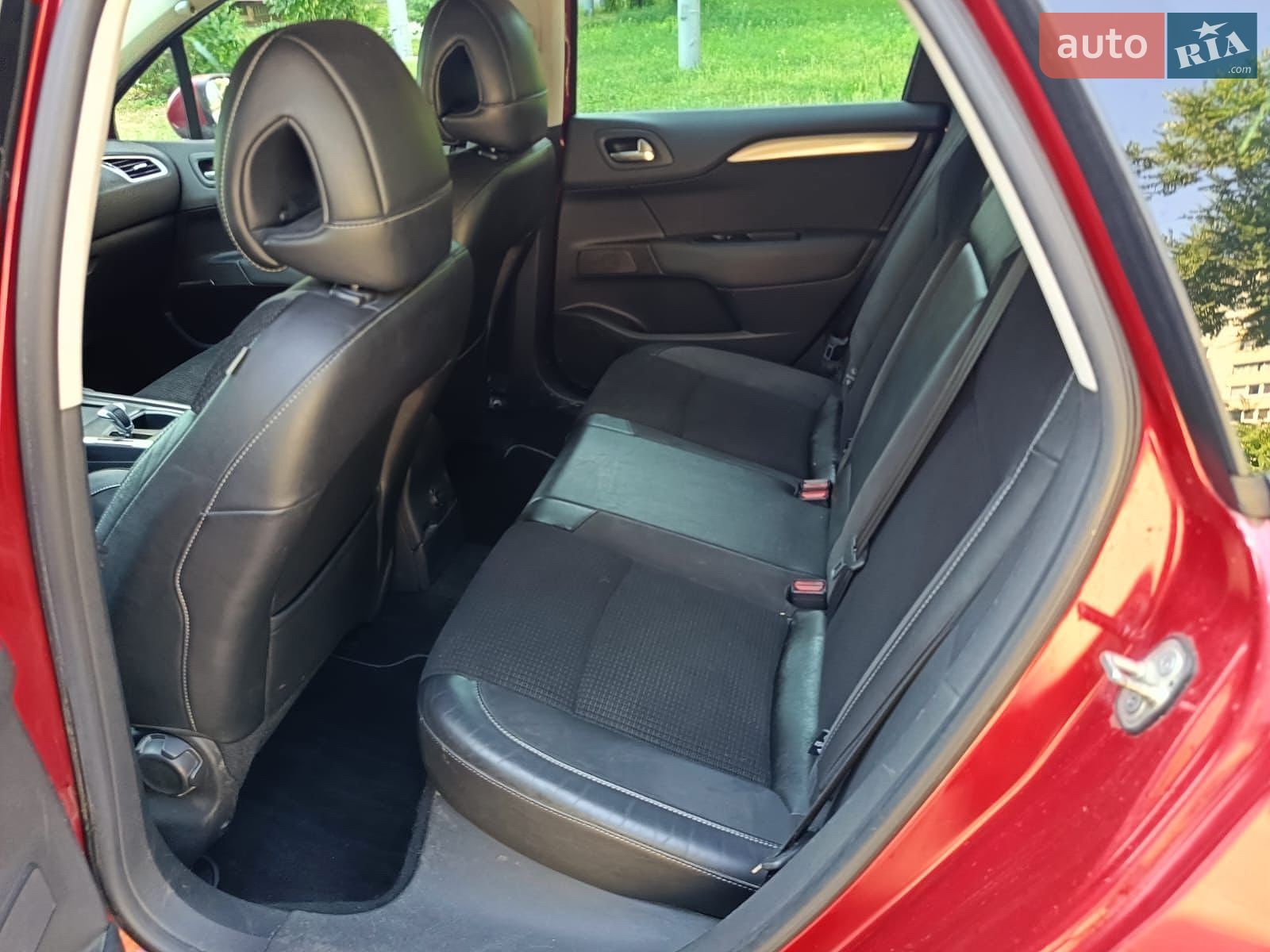 Citroen C4 2012 VIN VF7NC9HR8CY542348 фото оголошення 4 з 21