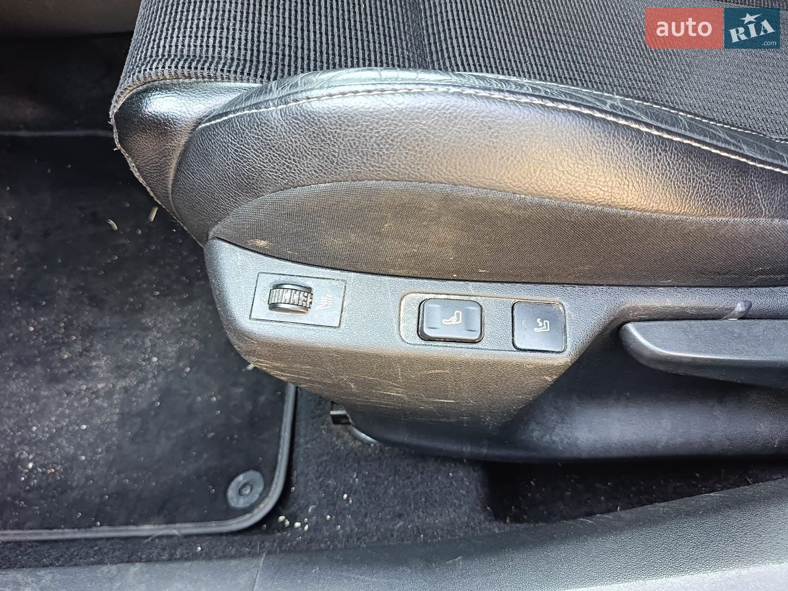 Citroen C4 2012 VIN VF7NC9HR8CY542348 фото оголошення 19 з 21