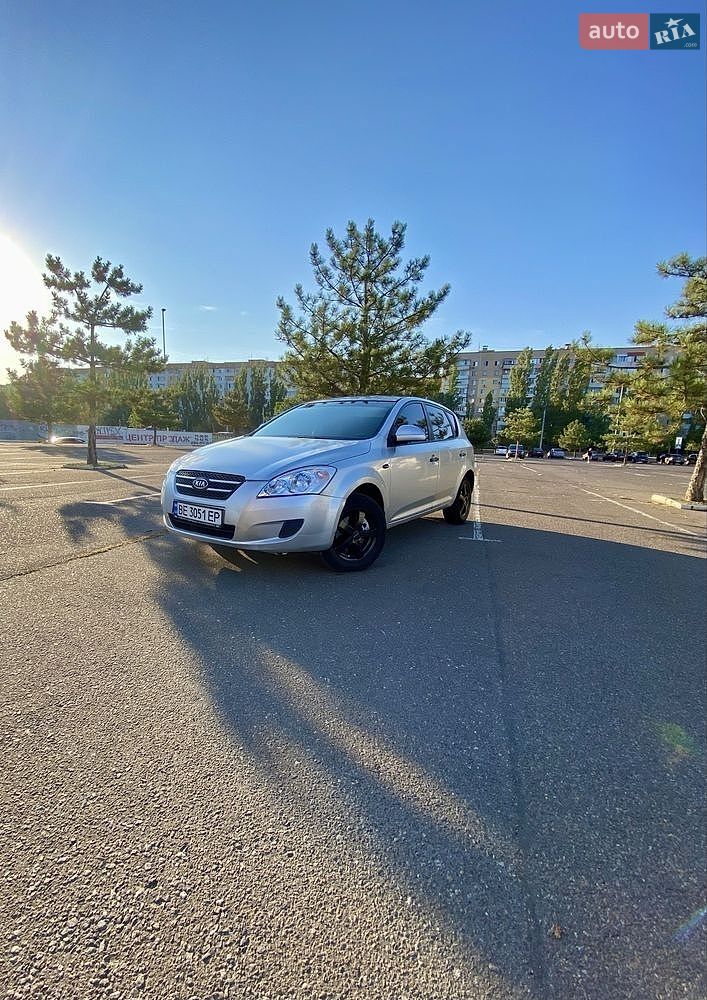 KIA Ceed 2008 VIN Y6LFF24428L003711 фото оголошення 2 з 9