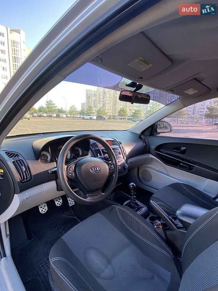 KIA Ceed 2008 VIN Y6LFF24428L003711 фото оголошення 5 з 9