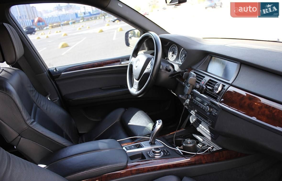 BMW X5 2012 VIN WBAZV41020L929973 фото оголошення 2 з 4