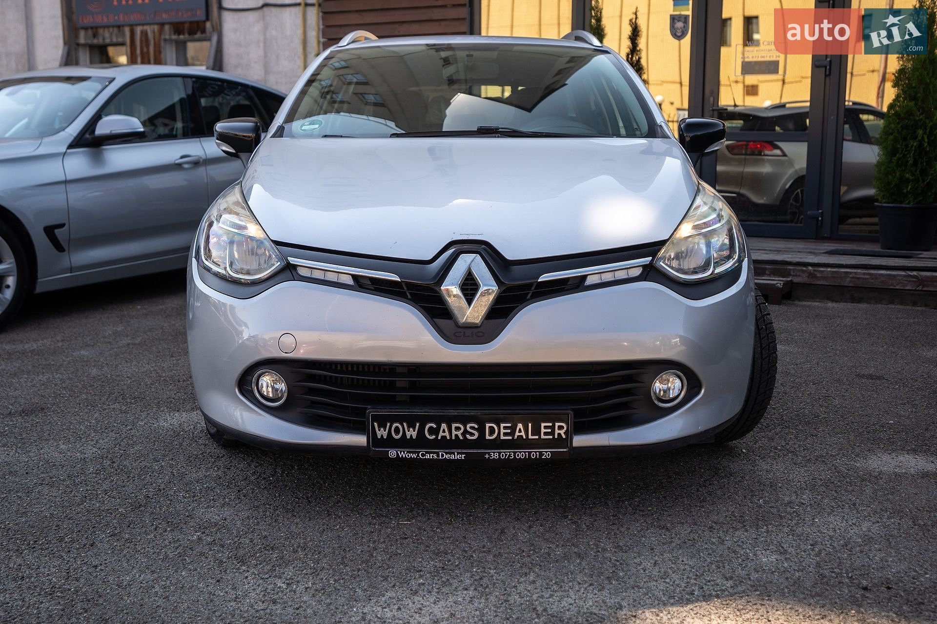 Renault Clio 2015 VIN VF17RJL0H53160916 фото оголошення 2 з 24