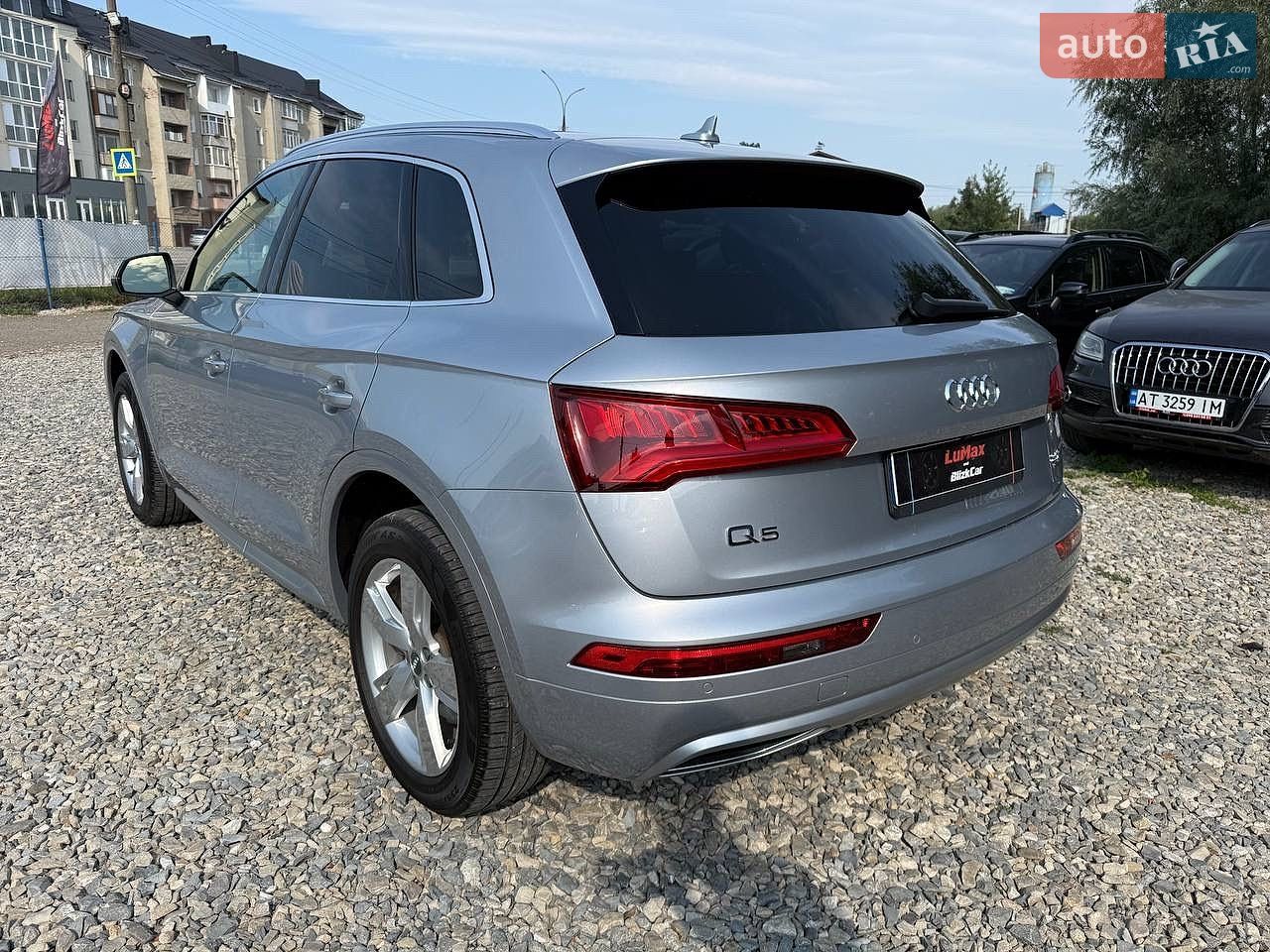Audi Q5 2017 VIN WA1BNAFY5J2057565 фото оголошення 4 з 53