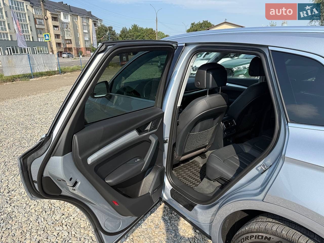 Audi Q5 2017 VIN WA1BNAFY5J2057565 фото оголошення 24 з 53