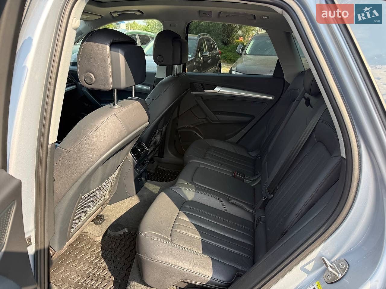 Audi Q5 2017 VIN WA1BNAFY5J2057565 фото оголошення 26 з 53