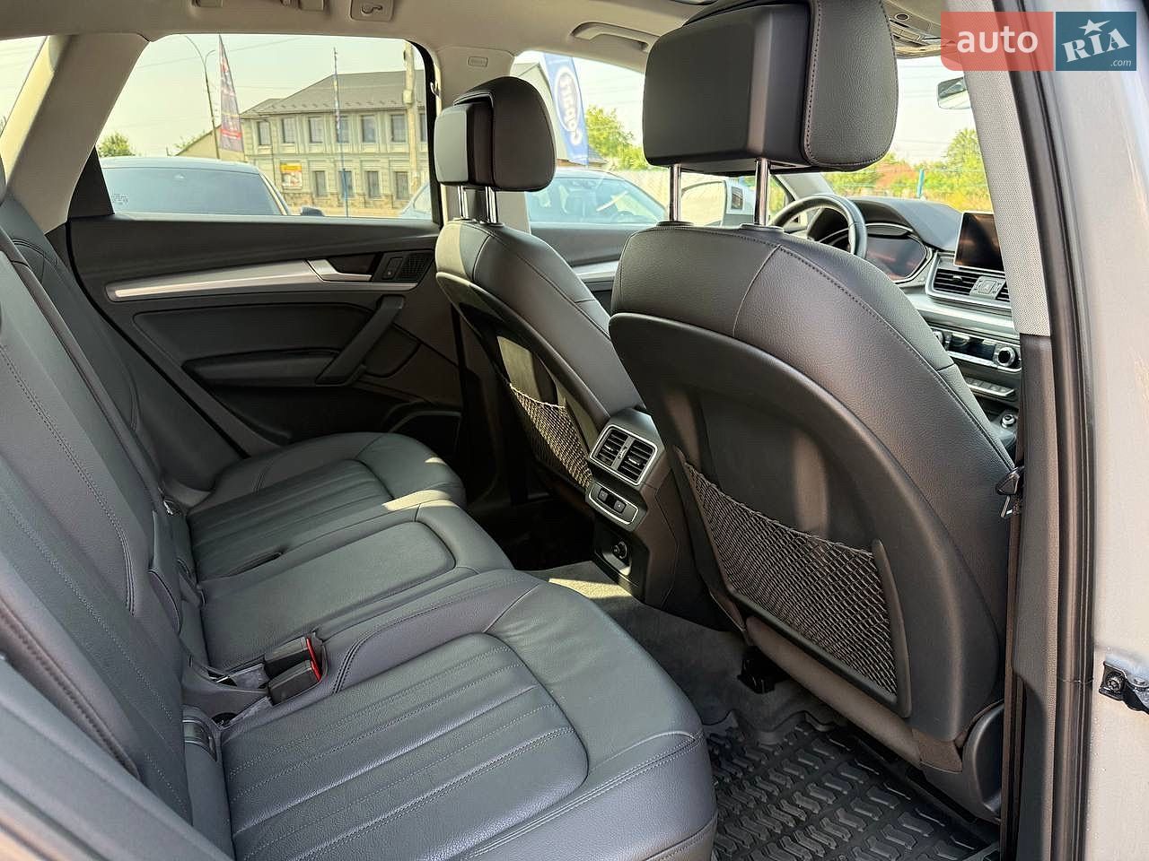 Audi Q5 2017 VIN WA1BNAFY5J2057565 фото оголошення 30 з 53