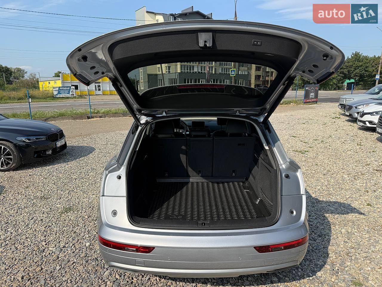 Audi Q5 2017 VIN WA1BNAFY5J2057565 фото оголошення 32 з 53