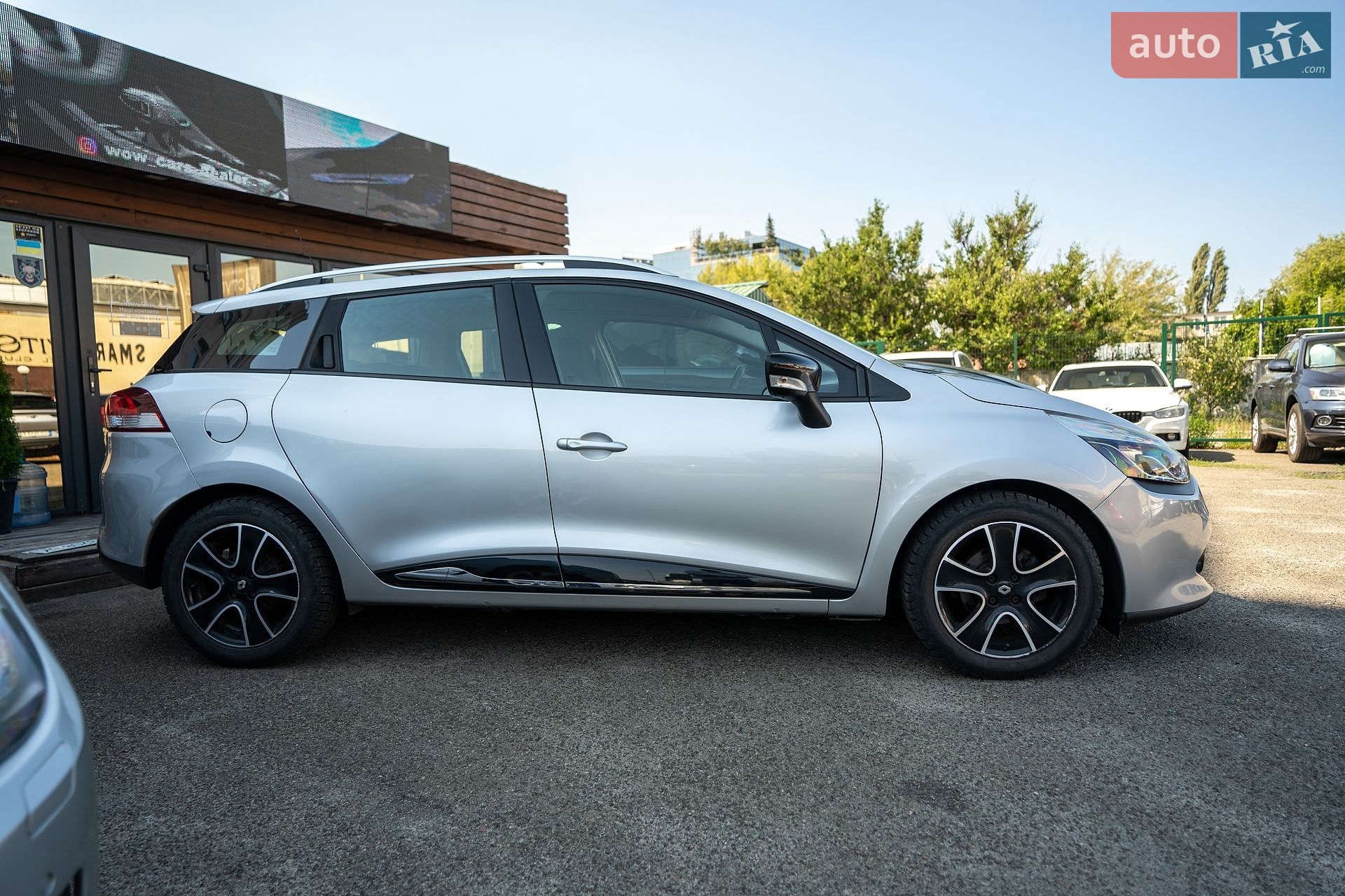 Renault Clio 2015 VIN VF17RJL0H53160916 фото оголошення 5 з 24