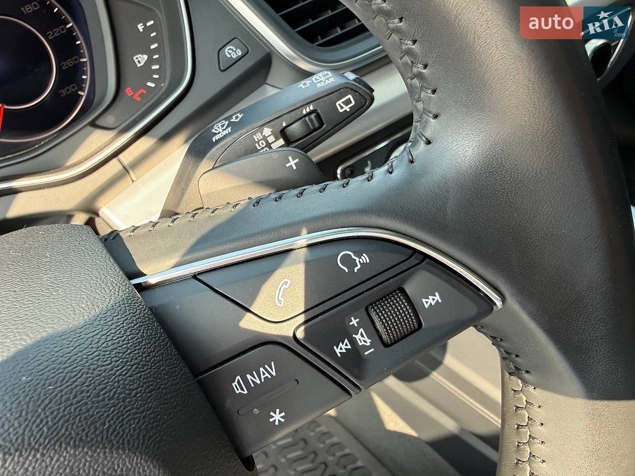 Audi Q5 2017 VIN WA1BNAFY5J2057565 фото оголошення 42 з 53