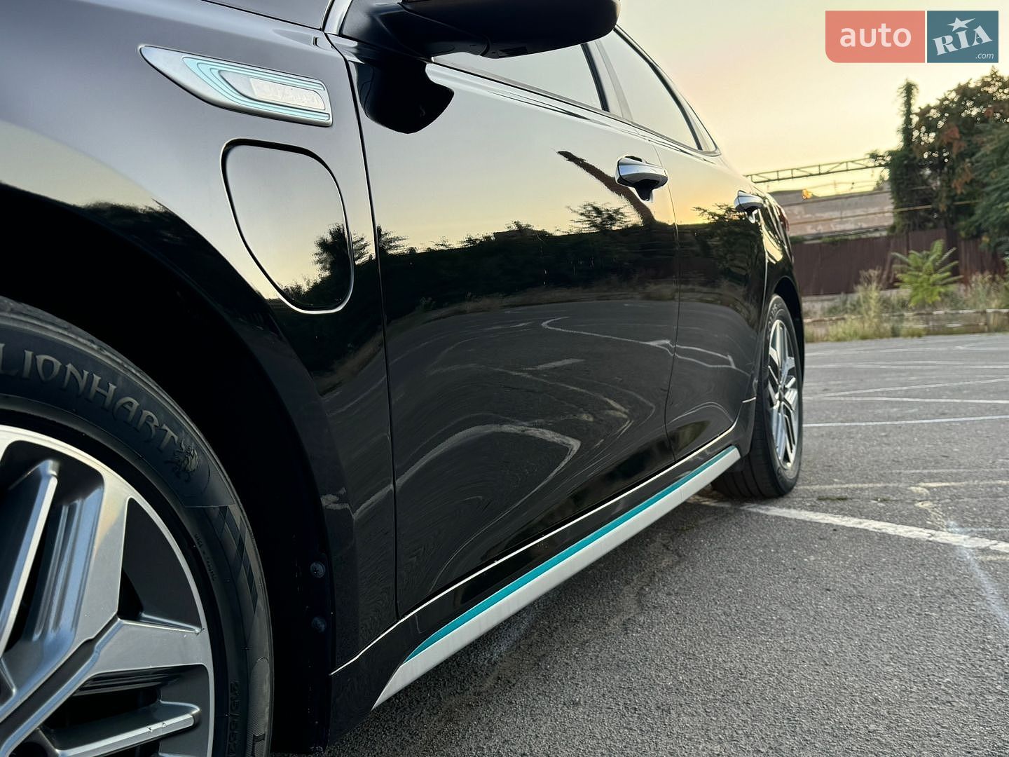 Kia Optima 2019 VIN KNAGV4LD2L5036556 фото оголошення 14 з 25