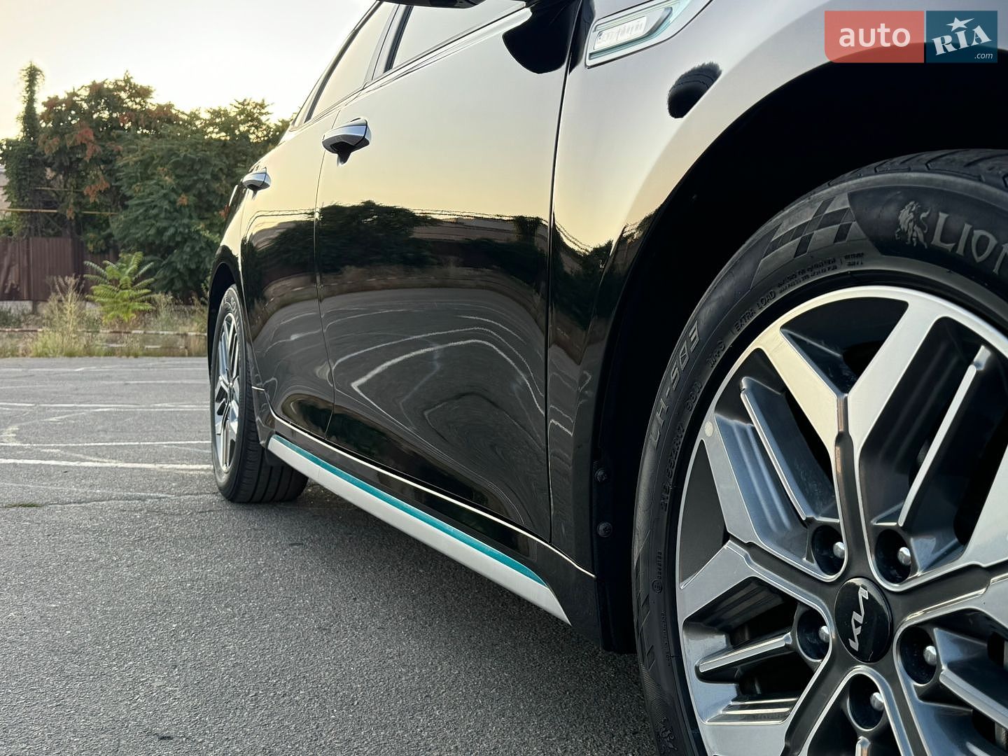 Kia Optima 2019 VIN KNAGV4LD2L5036556 фото оголошення 12 з 25