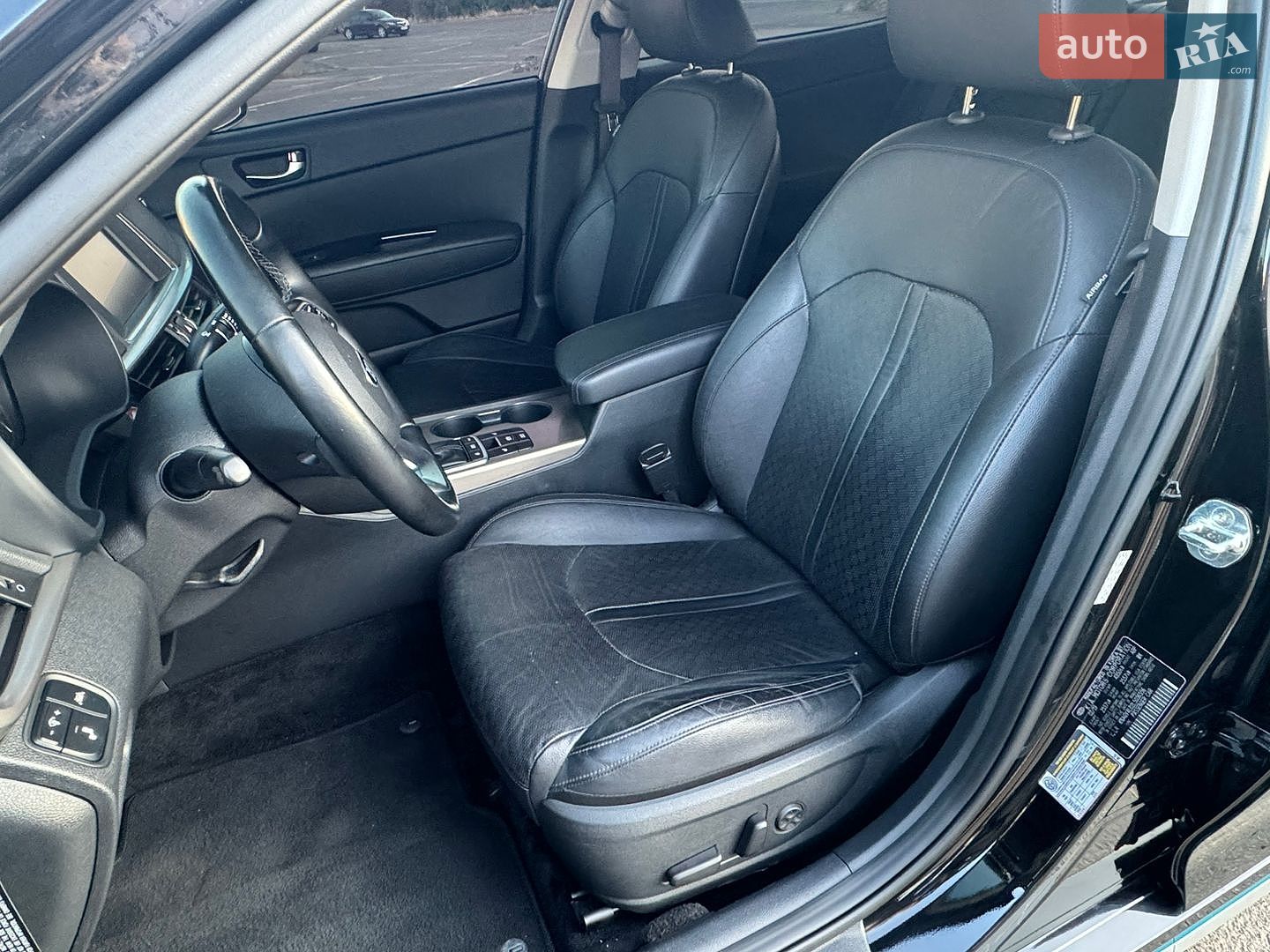 Kia Optima 2019 VIN KNAGV4LD2L5036556 фото оголошення 19 з 25