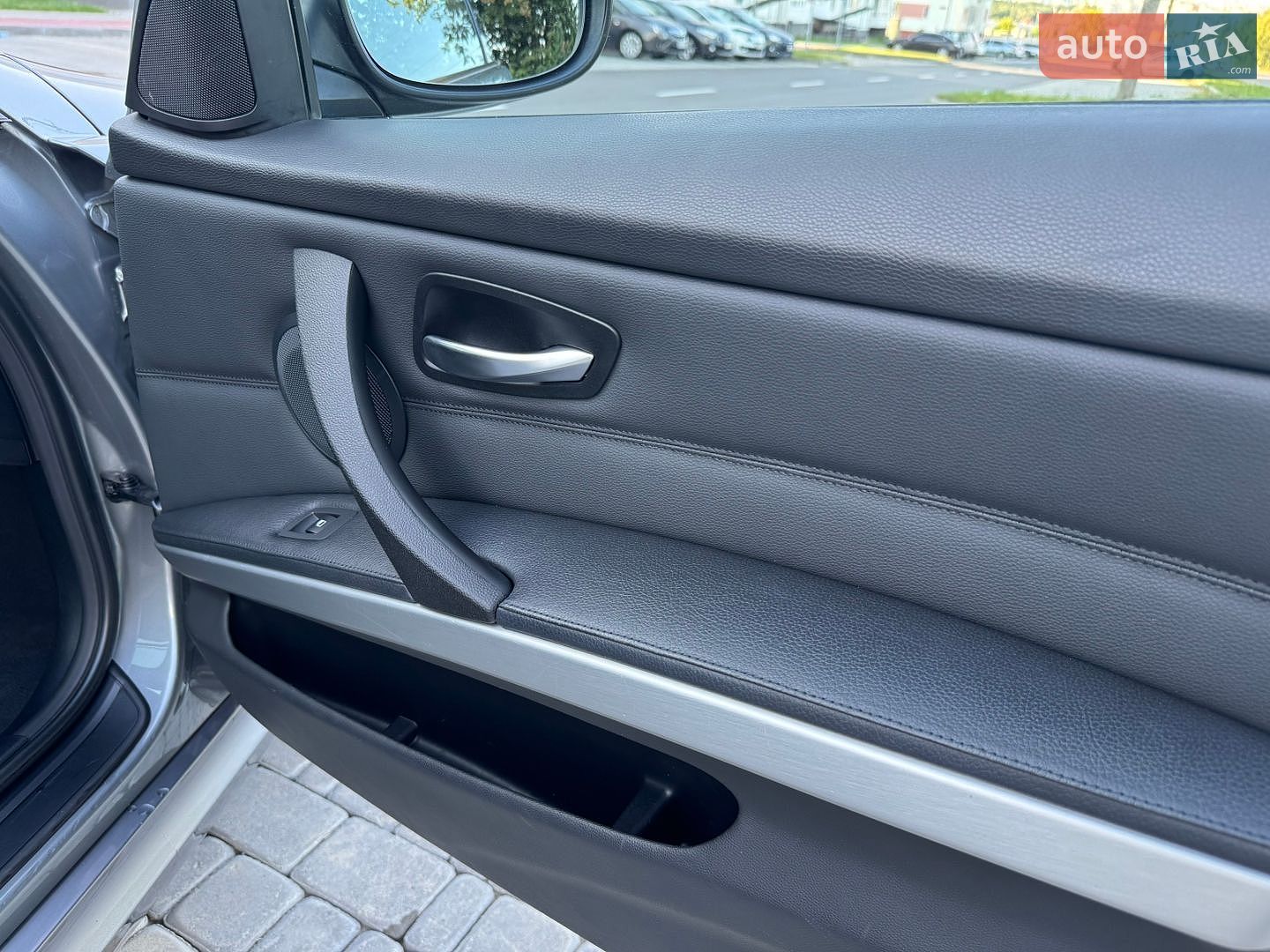 BMW 3 Series 2010 VIN WBAUS91020A189613 фото оголошення 28 з 41