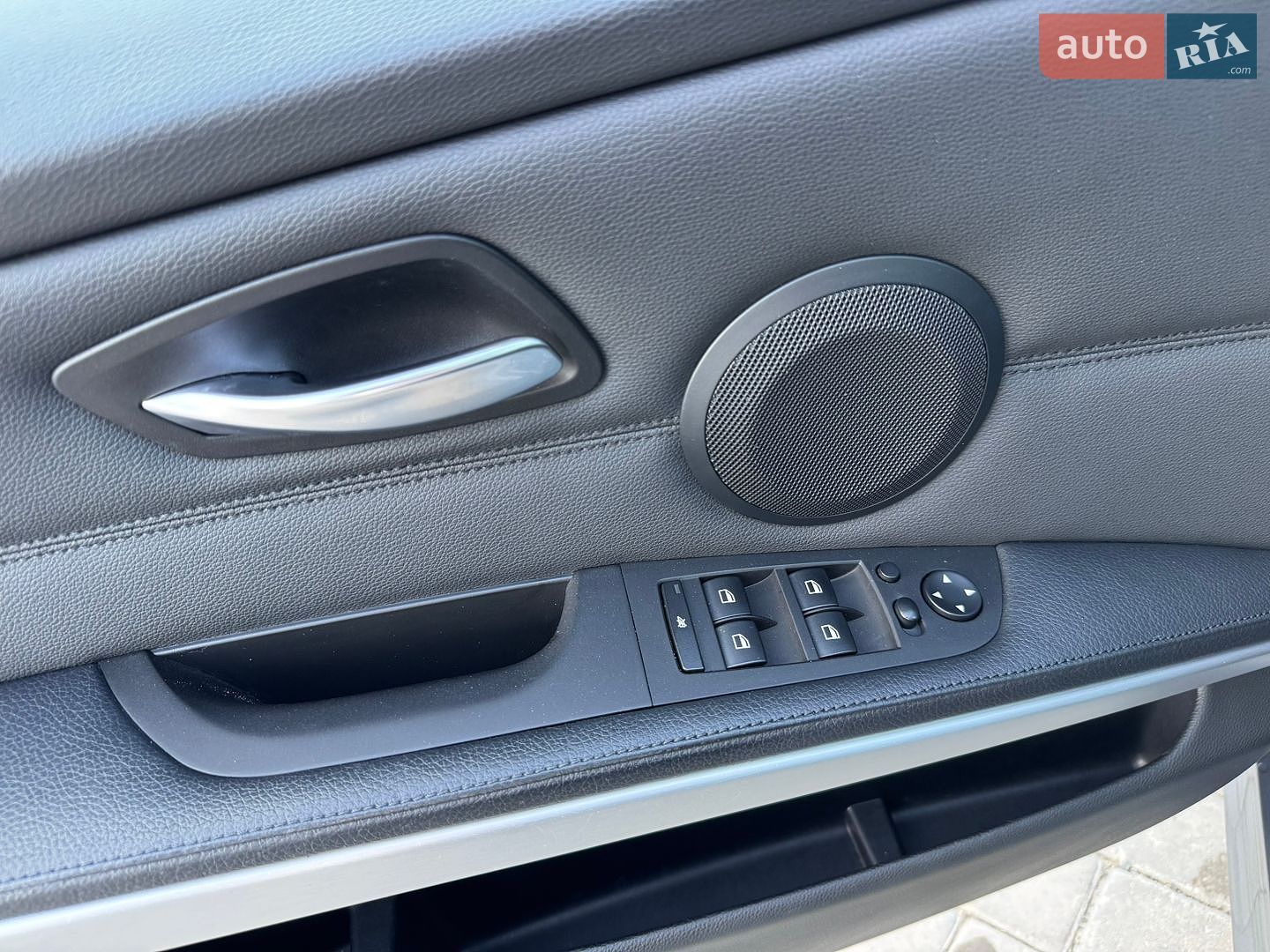 BMW 3 Series 2010 VIN WBAUS91020A189613 фото оголошення 19 з 41