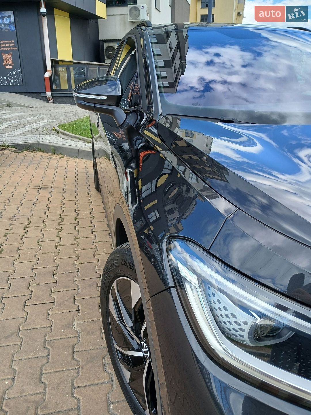 Volkswagen ID.4 2021 VIN WVGZZZE2ZNP007962 фото оголошення 3 з 34