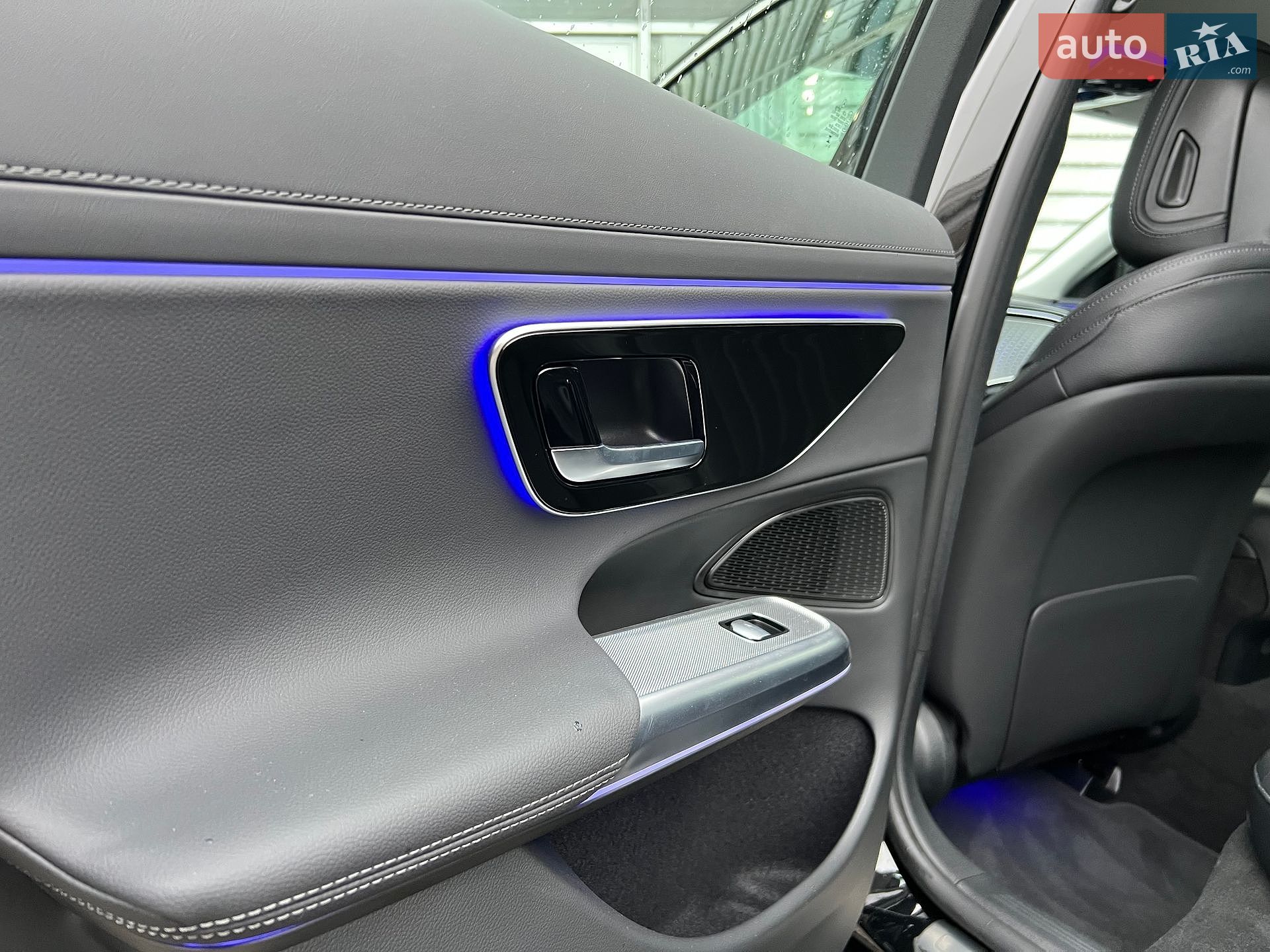 Mercedes-Benz E-Class 2024 VIN W1KLF0EB5RA054557 фото оголошення 25 з 43