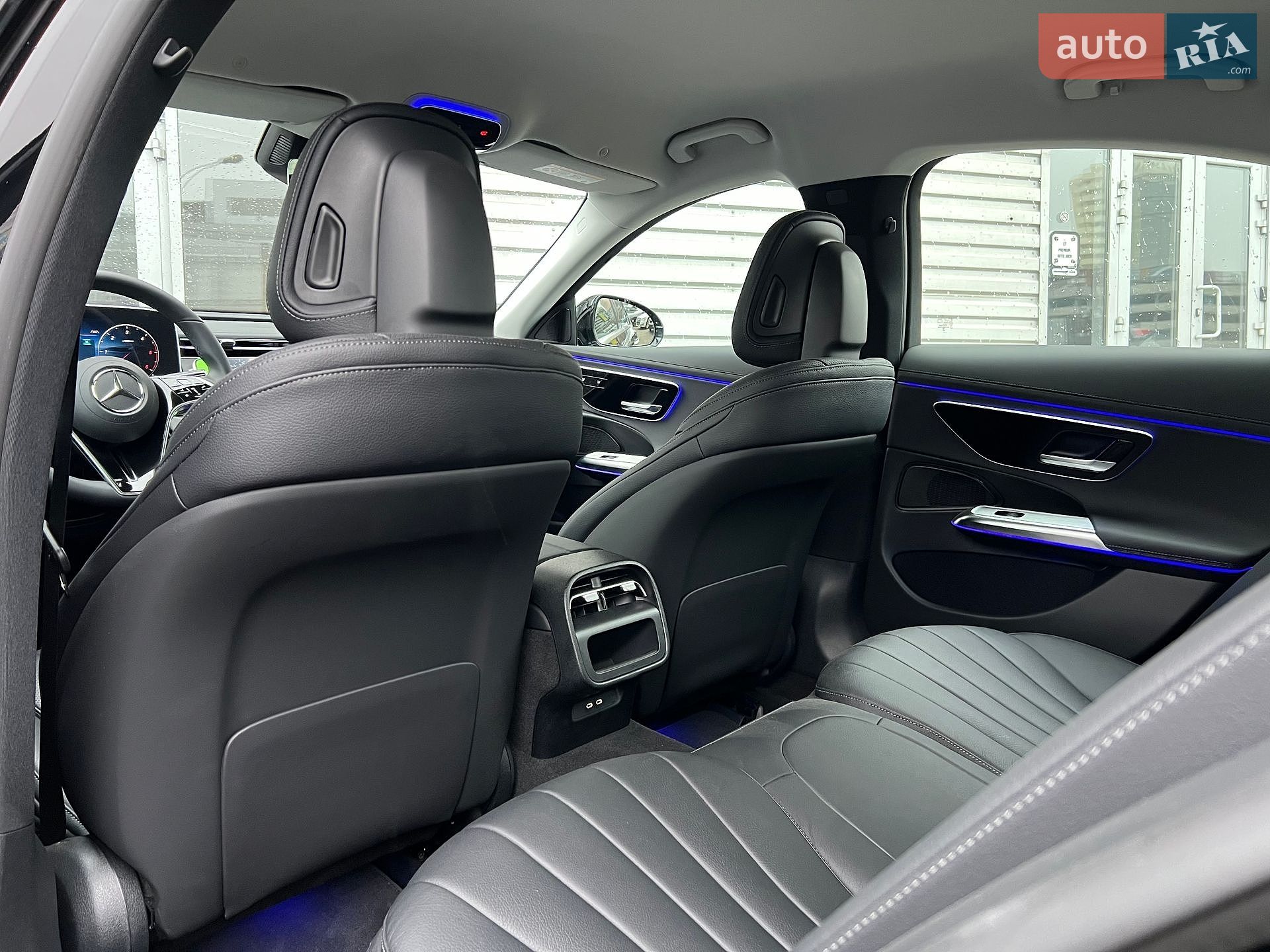 Mercedes-Benz E-Class 2024 VIN W1KLF0EB5RA054557 фото оголошення 23 з 43
