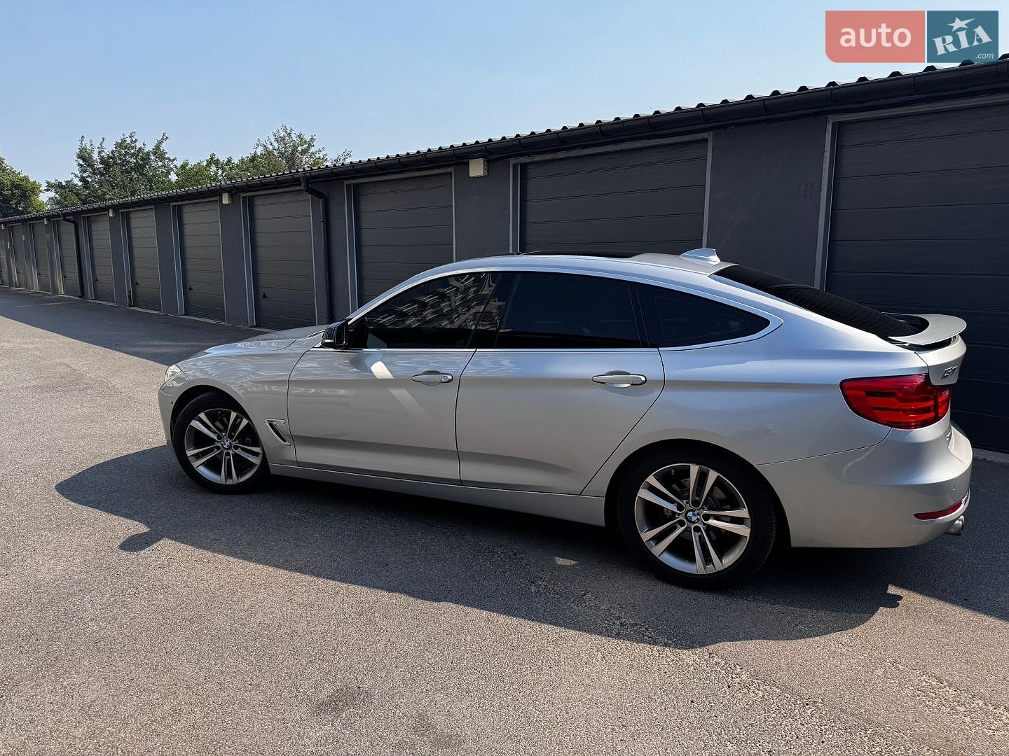 BMW 3 Series GT 2016 VIN WBA8Z5C56GG502068 фото оголошення 5 з 10