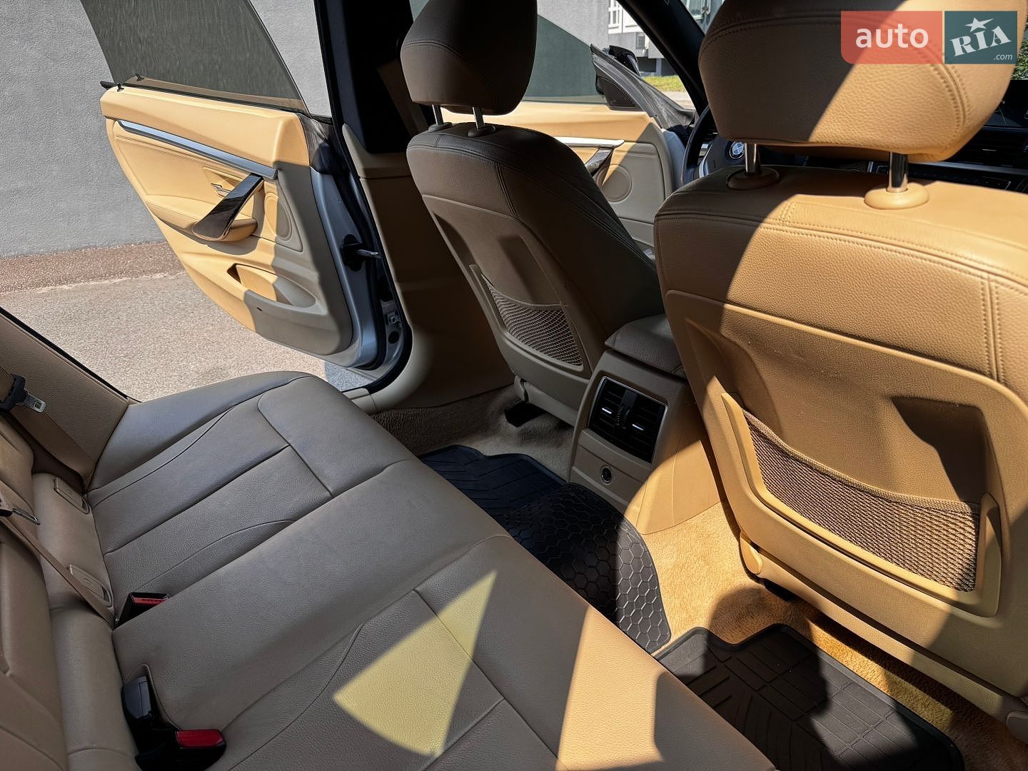 BMW 3 Series GT 2016 VIN WBA8Z5C56GG502068 фото оголошення 7 з 10