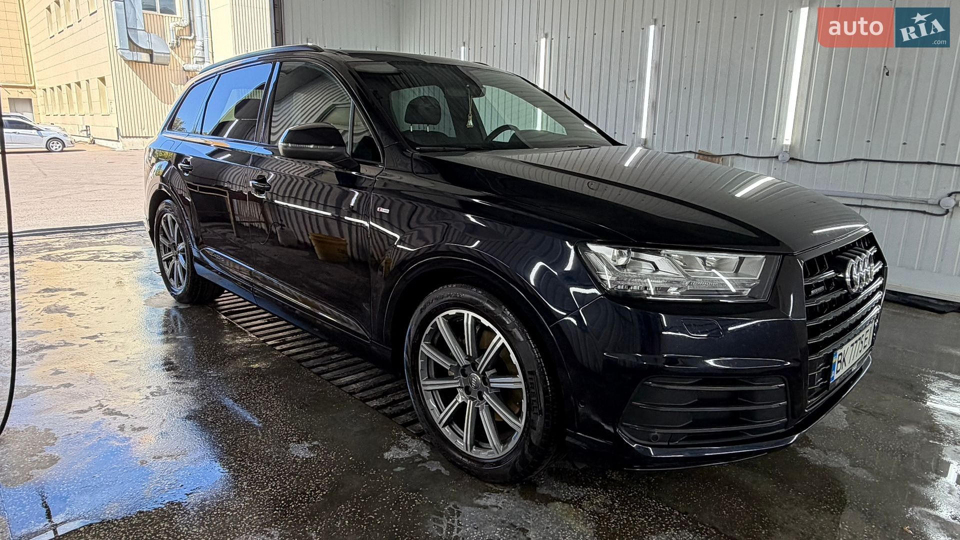 Audi Q7 2017 VIN WAUZZZ4M0HD054446 фото оголошення 80 з 82