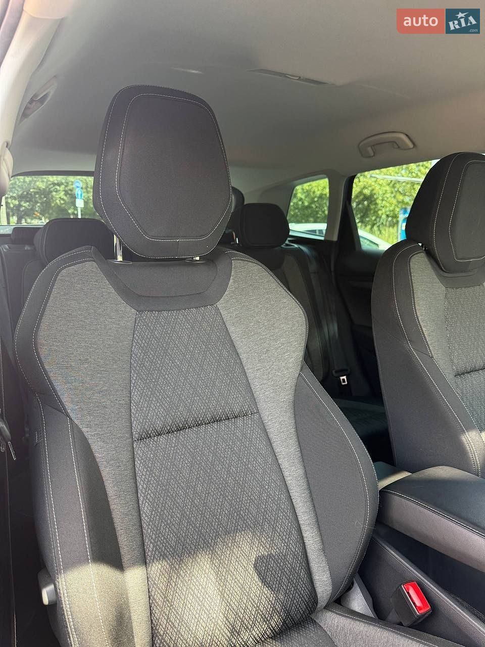 Skoda Karoq 2022 VIN TMBJC7NU1PB200352 фото оголошення 10 з 13