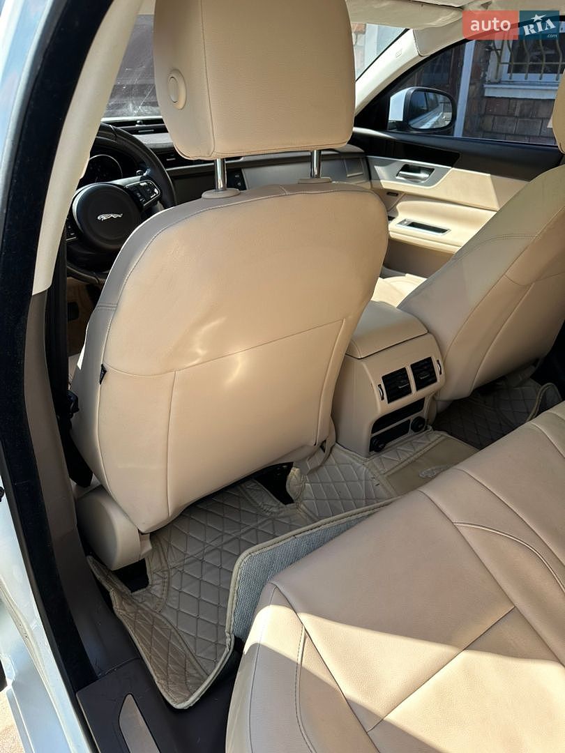 Jaguar XF 2017 VIN SAJBD4FX3JCY55561 фото оголошення 10 з 15